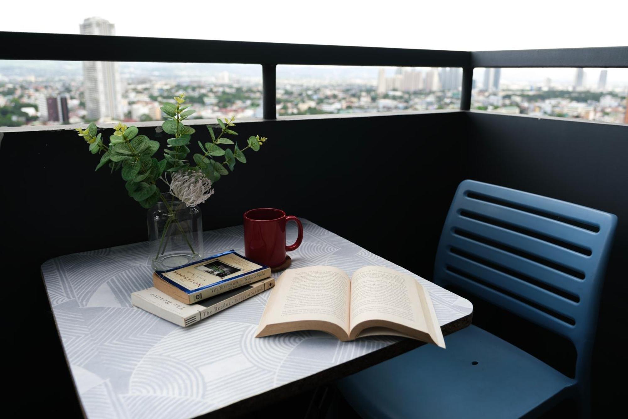 Manhattan Heights Modern Studio Cubao Esterno foto